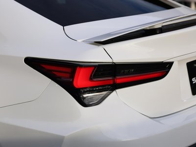 صورة مصغرة 14 لـ 2023 Lexus RC F