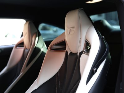 صورة مصغرة 34 لـ 2023 Lexus RC F