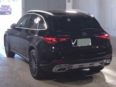 2025 Mercedes-BENZ GLC — фото 1