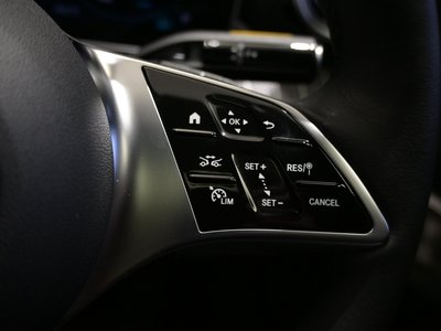 2025 Mercedes-BENZ C-CLASS 缩略图 22