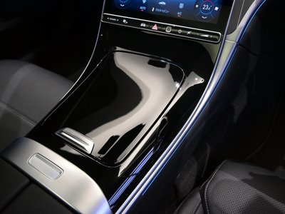 2025 Mercedes-BENZ C-CLASS 缩略图 46