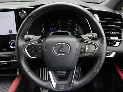 صورة مصغرة 16 لـ 2023 Lexus RX