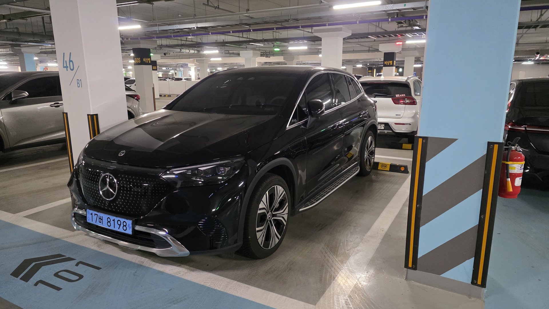 MERCEDES-BENZ EQE - View 1