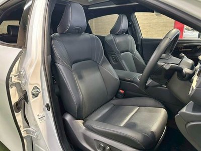 TOYOTA CROWN SPORT - 9