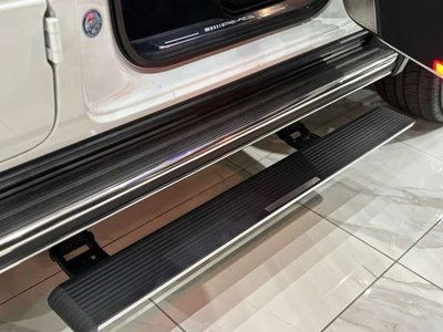 MERCEDES-BENZ G-CLASS - 10