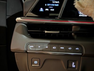 2021 Cadillac ESCALADE 5TH GENERATION 缩略图 14