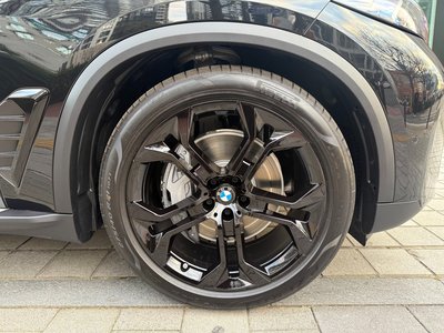 2025 BMW X5 — миниатюра 16
