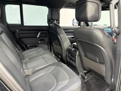 LAND ROVER DEFENDER - 8