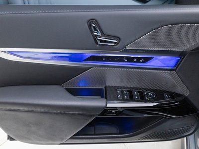 2024 BMW 7 SERIES thumbnail 17