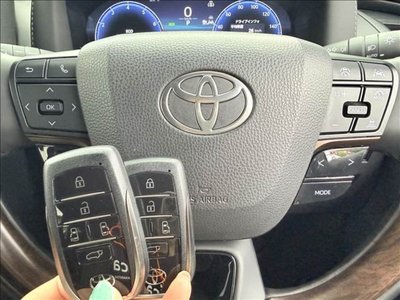 2024 Toyota ALPHARD thumbnail 18