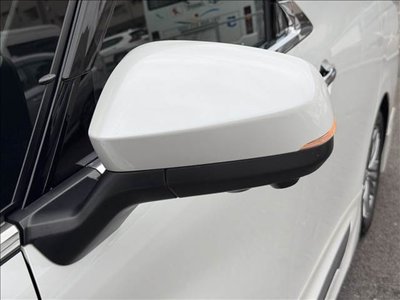 2024 Toyota ALPHARD thumbnail 38