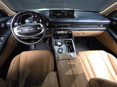 صورة 5 لـ 2023 Genesis GV80