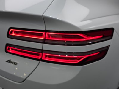 صورة 10 لـ 2023 Genesis GV80