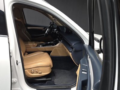 2023 Genesis GV80 — миниатюра 17