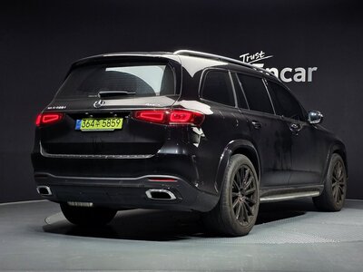 MERCEDES-BENZ GLS - 4