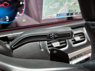 MERCEDES-BENZ GLS - 9