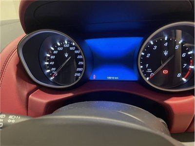 MASERATI LEVANTE - 8