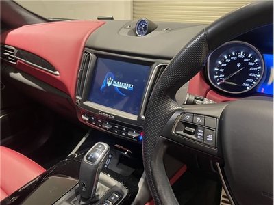 MASERATI LEVANTE - 10