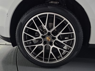 PORSCHE MACAN - 6