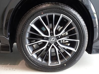 صورة مصغرة 25 لـ 2025 Lexus NX