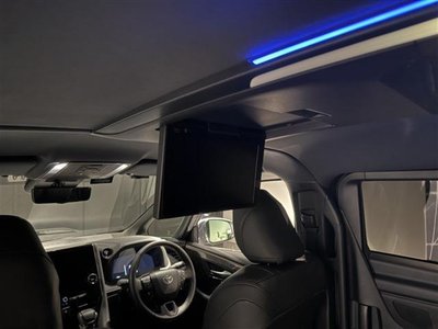 2026 Toyota ALPHARD — фото 7