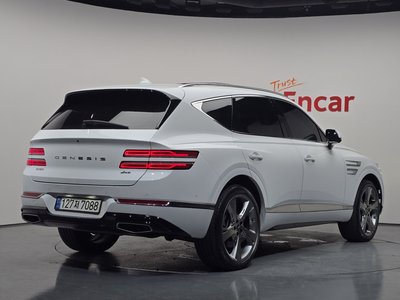2022 Genesis GV80 photo 2