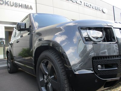 LAND ROVER DEFENDER - 7