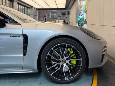 PORSCHE PANAMERA - 7