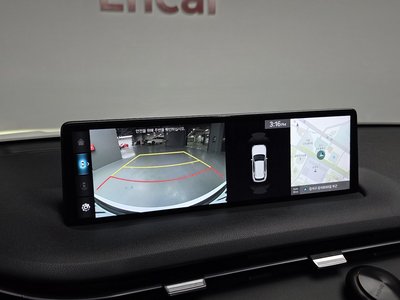2022 Genesis GV70 — миниатюра 16