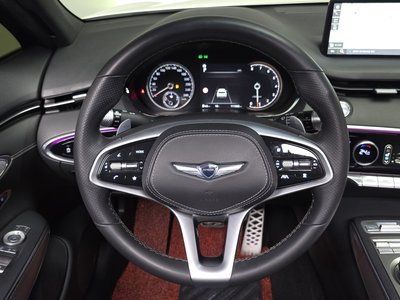 2022 Genesis GV70 — миниатюра 14