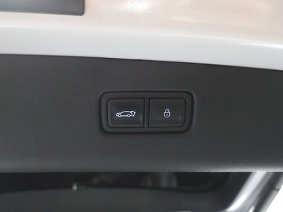 2022 Genesis GV70 — миниатюра 20