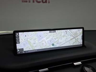 2022 Genesis GV70 — миниатюра 15