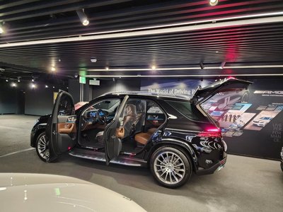 MERCEDES-BENZ GLE - 4