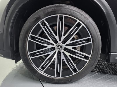 MERCEDES-BENZ EQE - 6