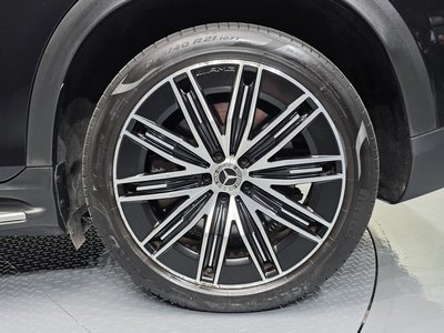 MERCEDES-BENZ EQE - 8