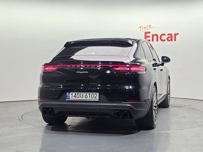 PORSCHE CAYENNE - 4