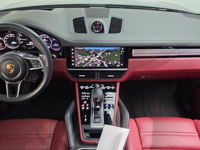 PORSCHE CAYENNE - 5