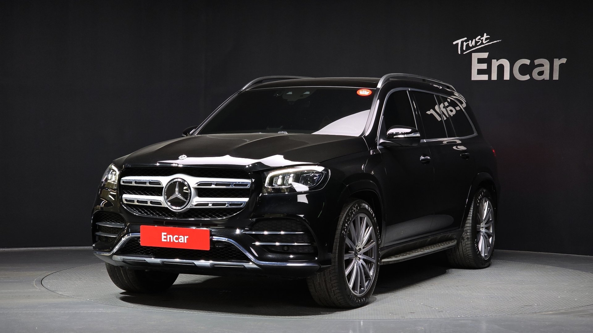 MERCEDES-BENZ GLS - View 1