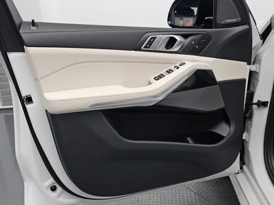 2025 BMW X5 缩略图 14