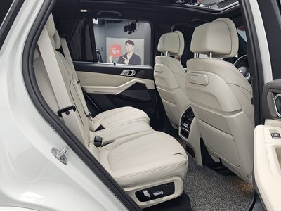 2025 BMW X5 缩略图 17