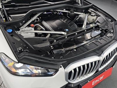 صورة 7 لـ 2025 BMW X5