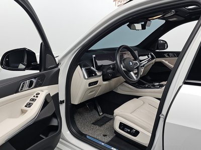 2025 BMW X5 缩略图 13
