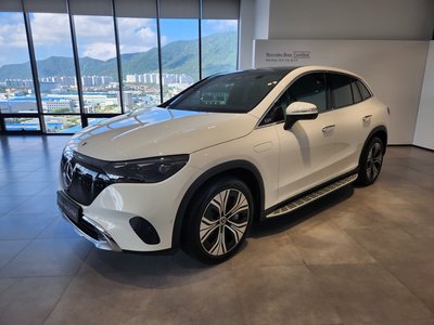 2024 Mercedes-BENZ EQE photo 1