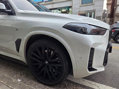 2026 BMW X5 缩略图 12