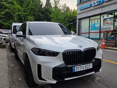 2026 BMW X5 缩略图 13