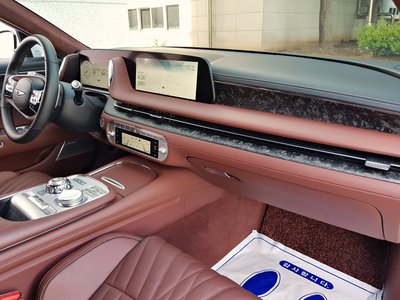 2023 Genesis G90 (RS4) photo 5
