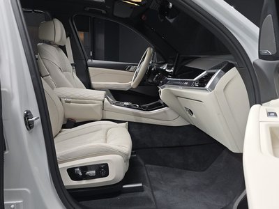 2025 BMW X5 — миниатюра 16