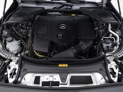 MERCEDES-BENZ E-CLASS - 7