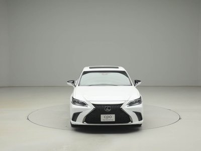 LEXUS ES - 9