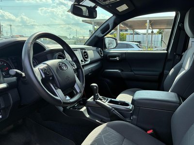 صورة 18 لـ 2020 Toyota TACOMA